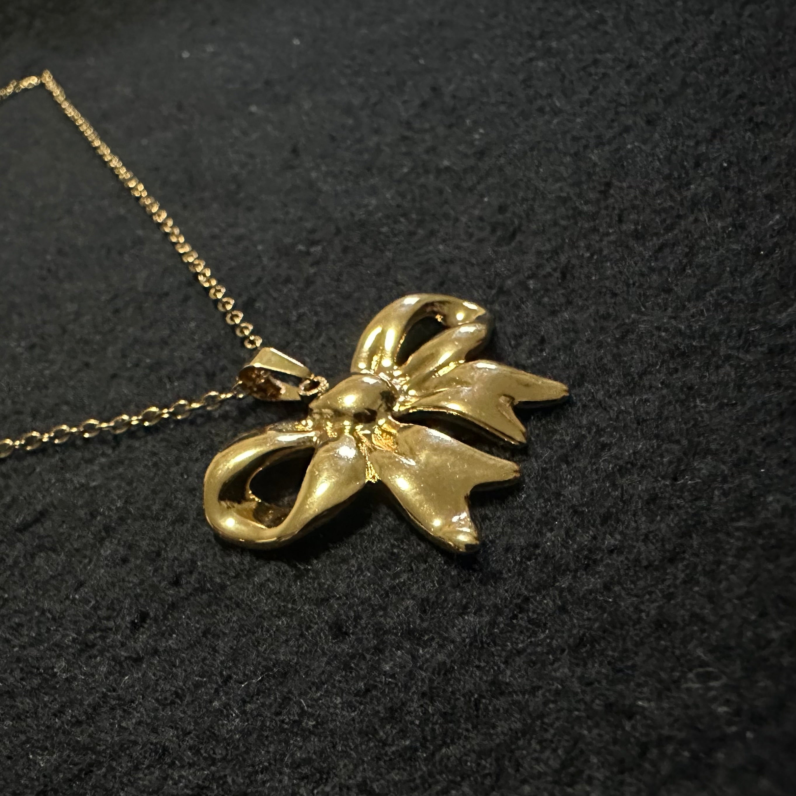 BOW NECKLACE 18K GOLD PLATED STEEL