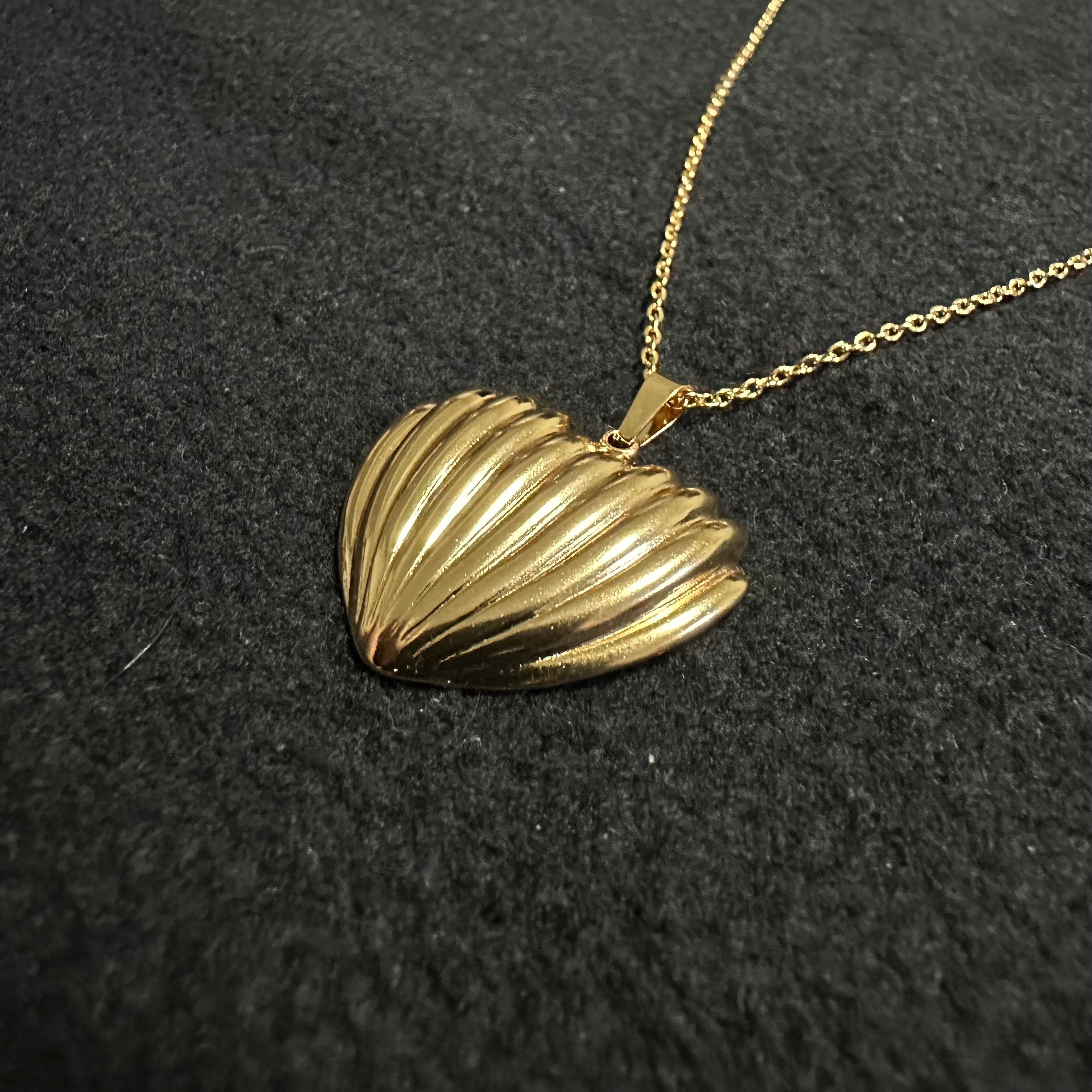 HEART NECKLACE, 18K GOLD PLATED STEEL